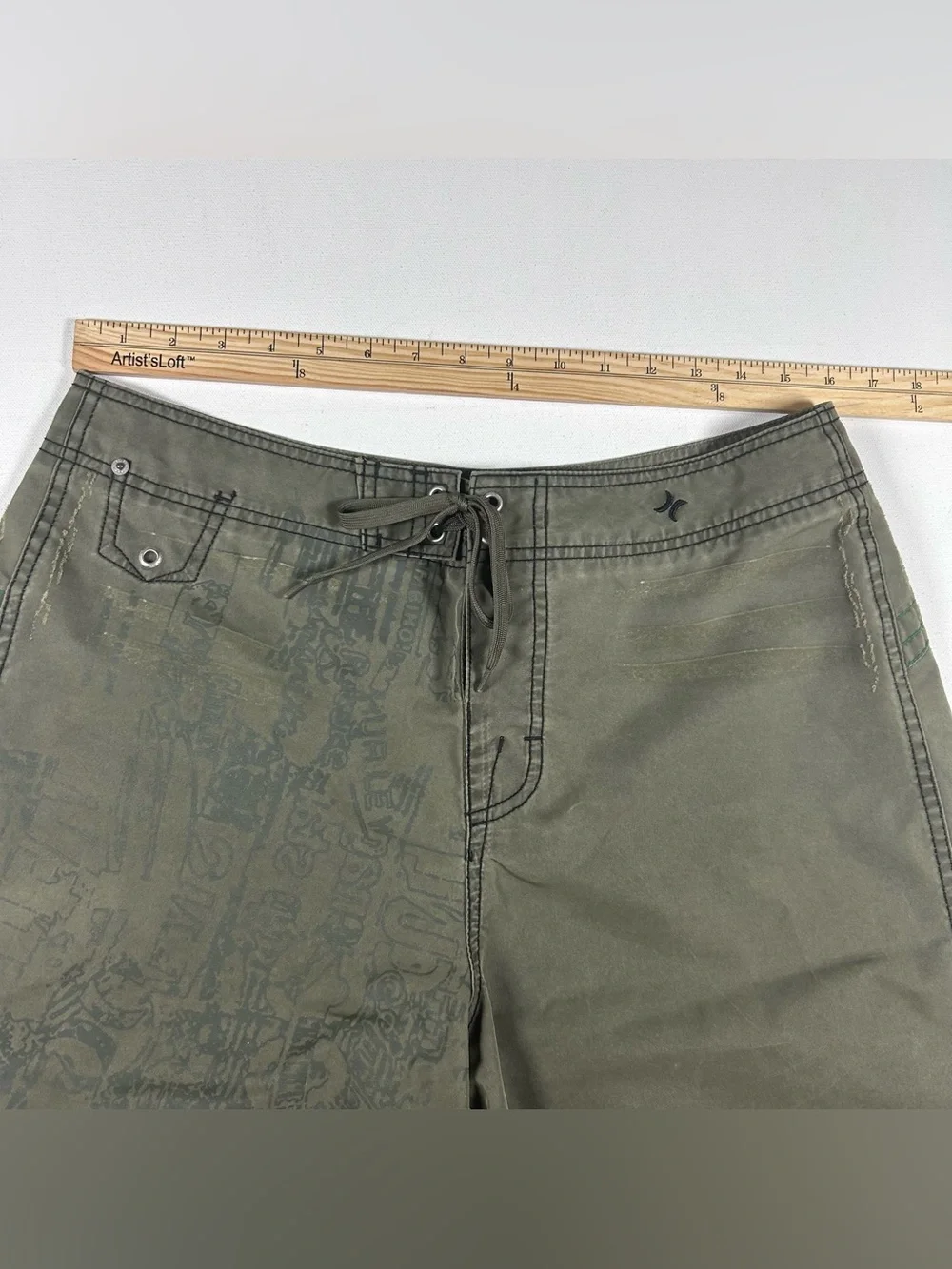 HURLEY Mens Board Shorts 32 Rare Sample Abstract Army Green Y2k Vintage